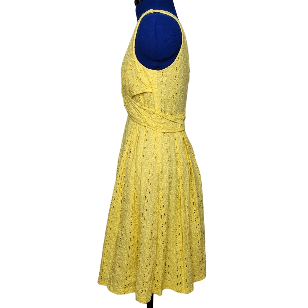 NINE WEST yellow eyelet criss cross wrap dress - Picture 4 of 8